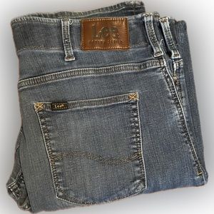 Lee extreme motion jeans 34x32